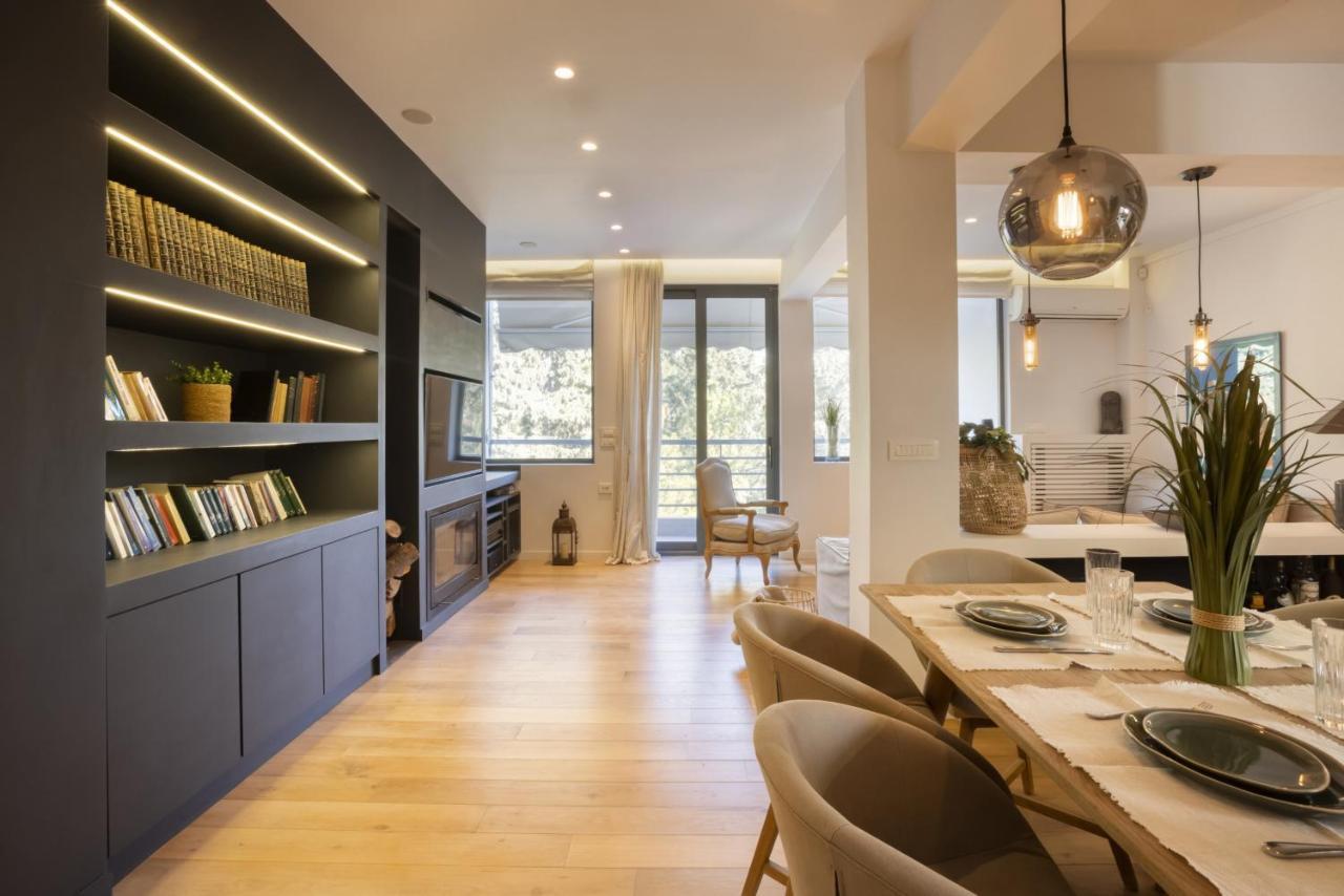 Elegant, Chic, Hip 2 Bedroom W/ Forest View In Athens! Extérieur photo