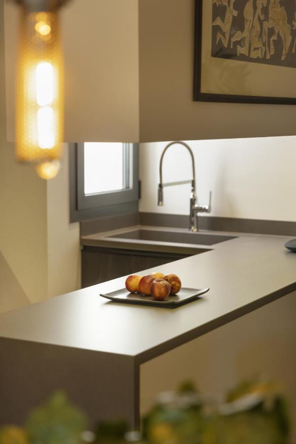Elegant, Chic, Hip 2 Bedroom W/ Forest View In Athens! Extérieur photo